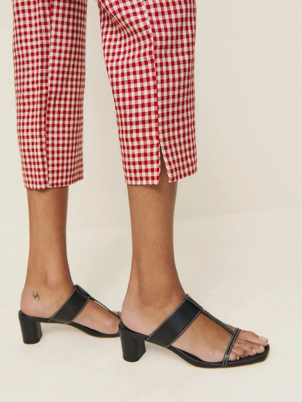 Petra Linen Low-rise Pedal Pusher Pant - Red Gingham